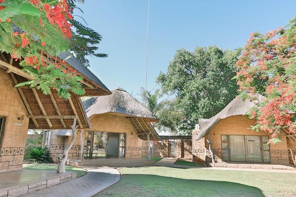Tshukudiba Game Lodge Tom Burke Zewnętrze zdjęcie